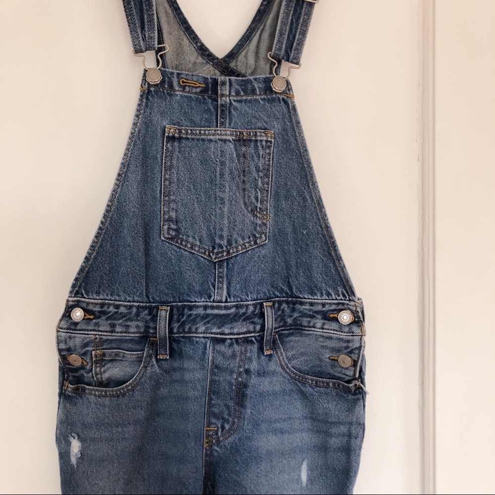Levi’s Medium Wash Denim Jean Straight Leg Overalls